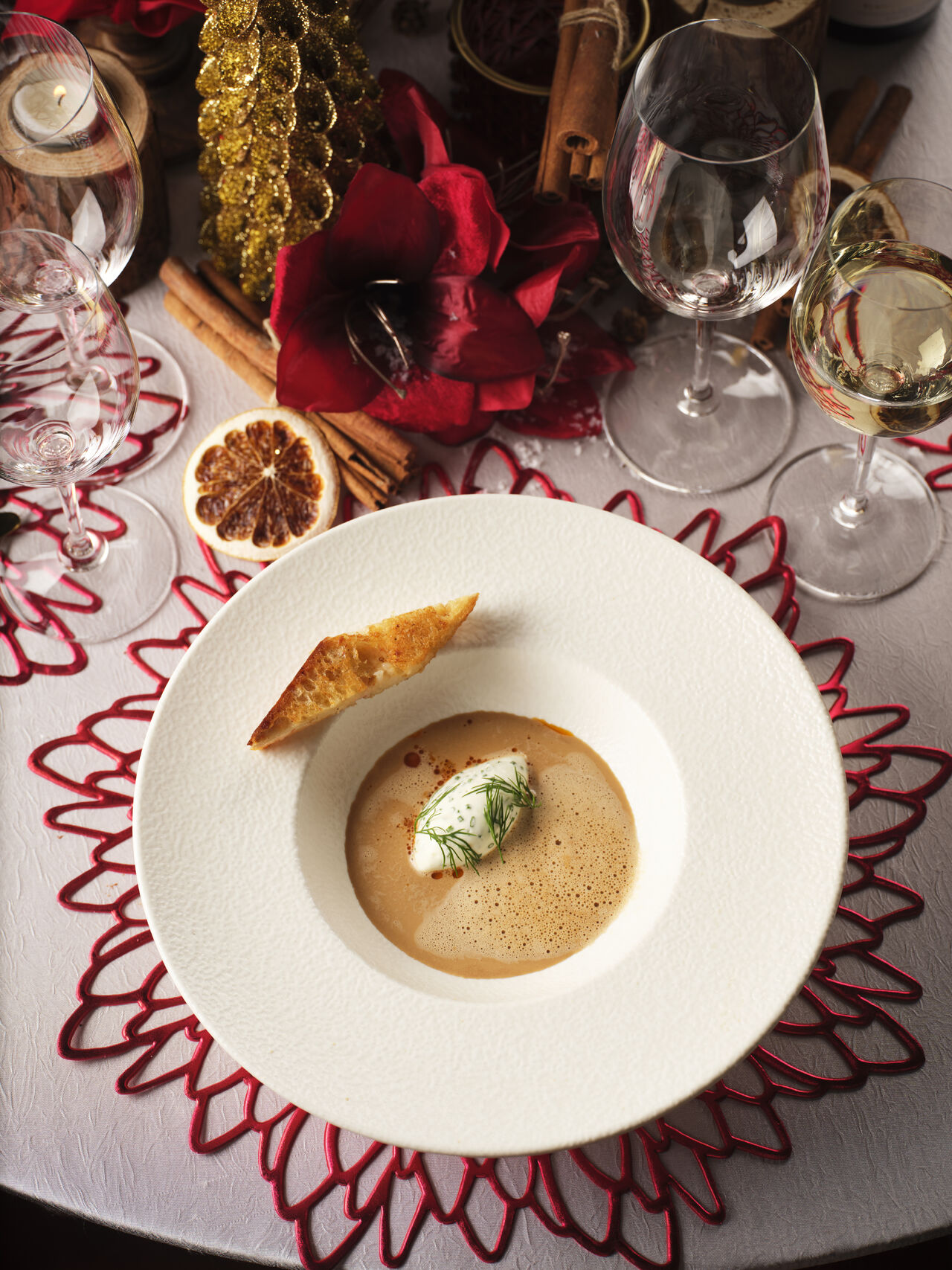 Festive table setting IMAGE: Compass, 2024