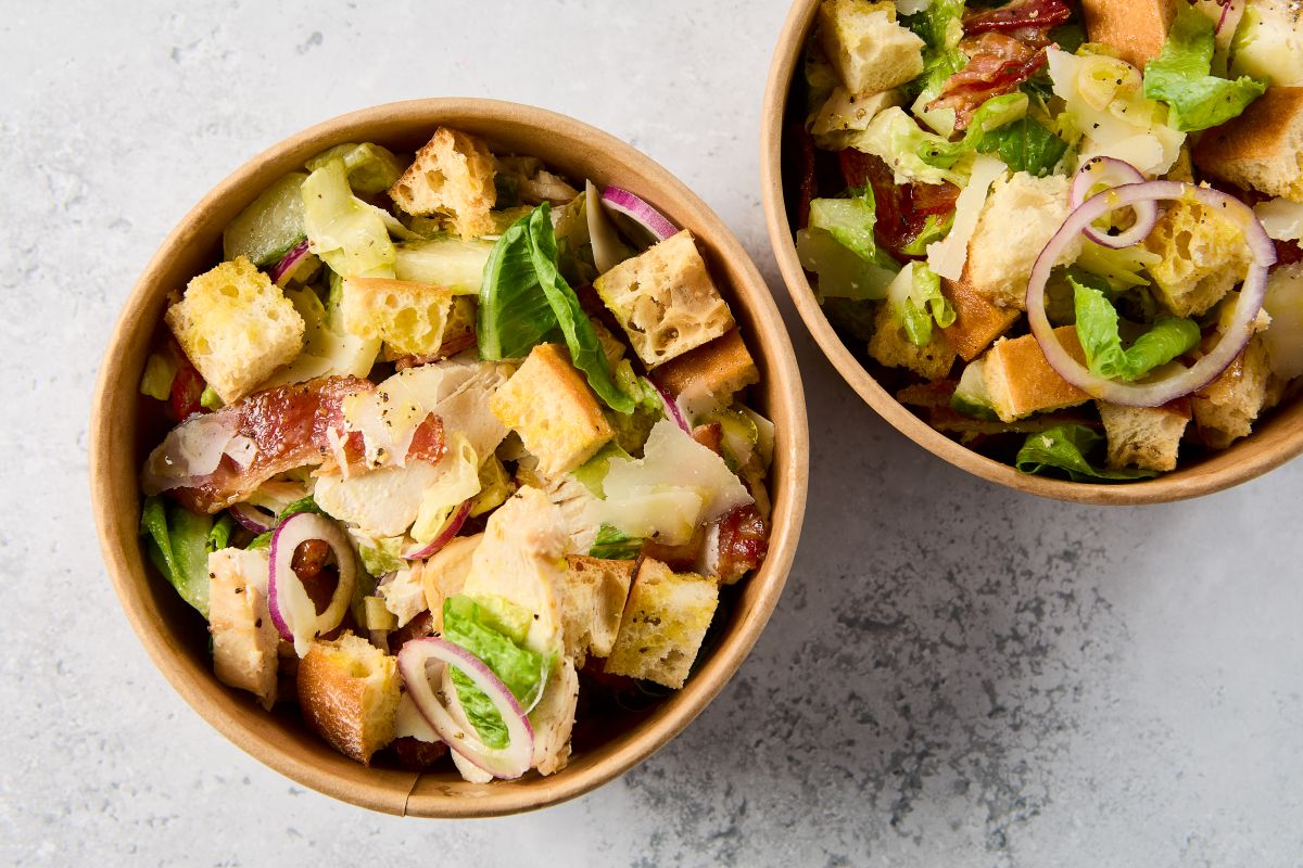 Grasslands Restaurant wood-fired pizza IMAGE: Robin Mair 2022